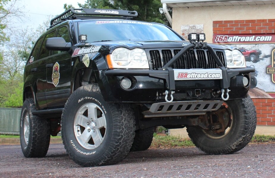 8" Lifted Jeep Grand Chreokee WK